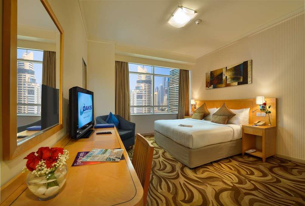 Oaks Liwa Heights Hotel Suites Dubaï Chambre photo